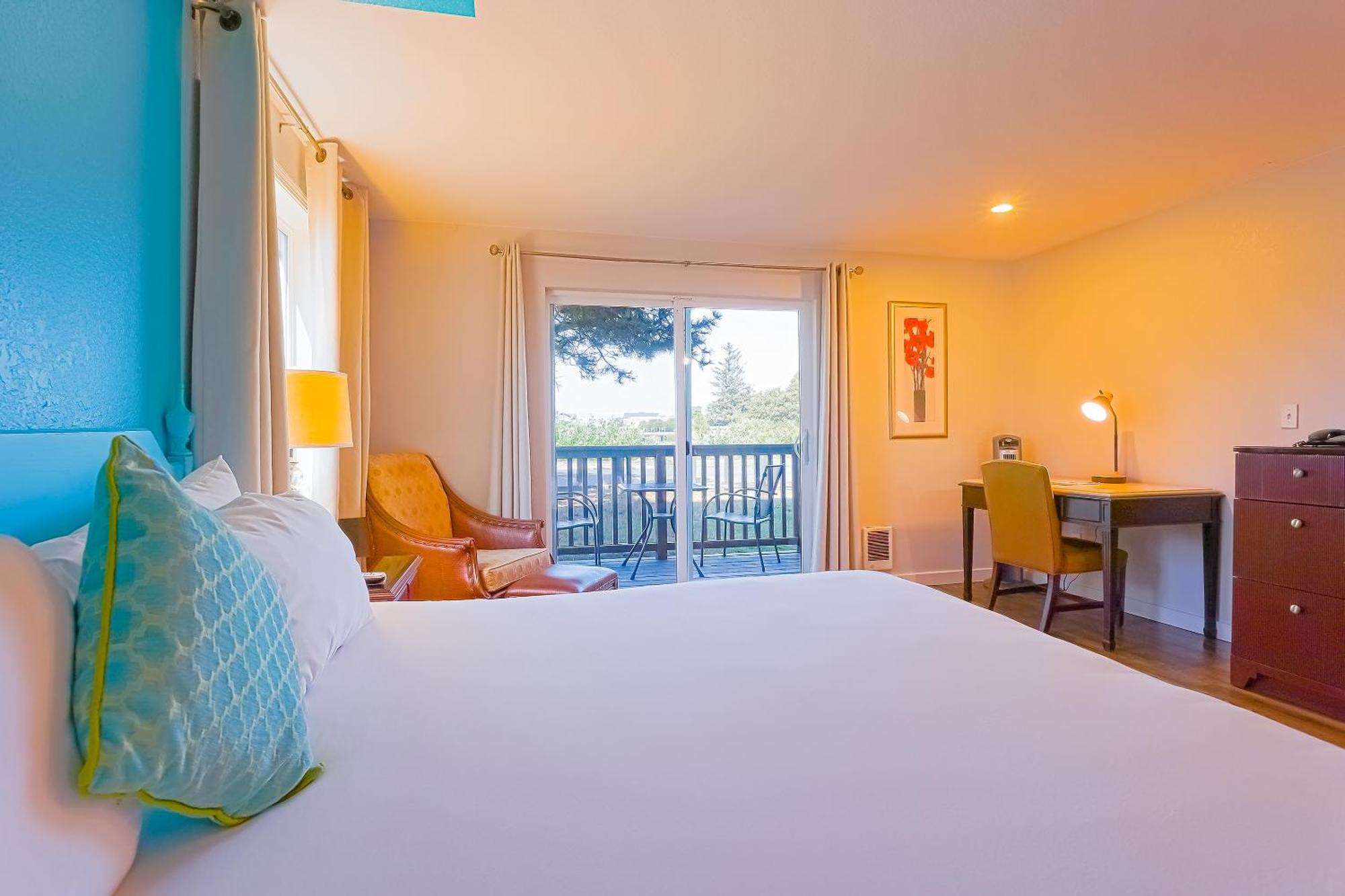 Coast River Inn By Oyo Seaside Εξωτερικό φωτογραφία