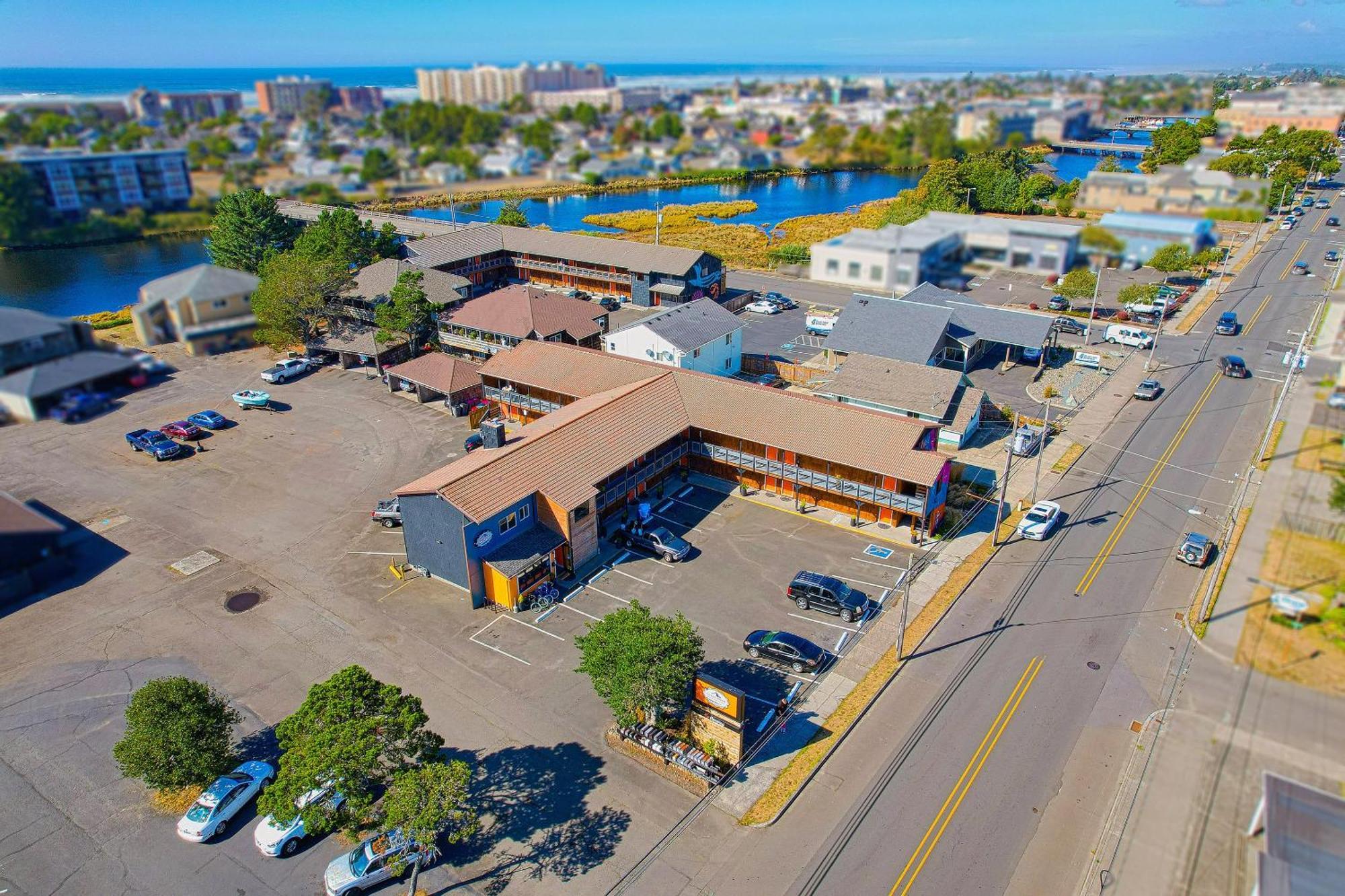 Coast River Inn By Oyo Seaside Εξωτερικό φωτογραφία